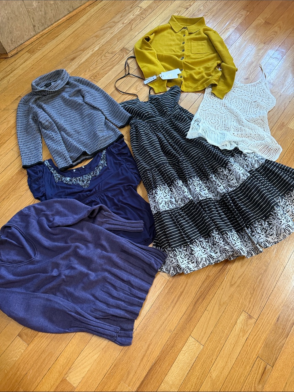 Bundle / Lot of 6 items - 2 Tops, 3 sweaters, 1 summer dress - most size S